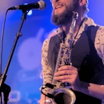 La Olla en concert